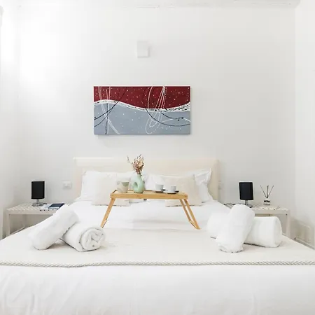 Amazing, New & Fully Furnished In Duomo Milan
