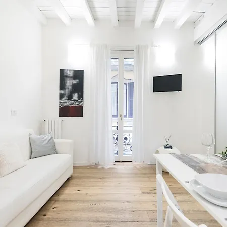 Apartment Amazing, New & Fully Furnished In Duomo *